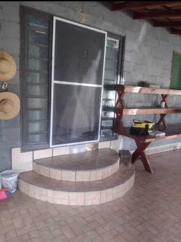 Telas mosqueteiros em alumínio branco 