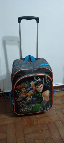 Mochila escolar infantil