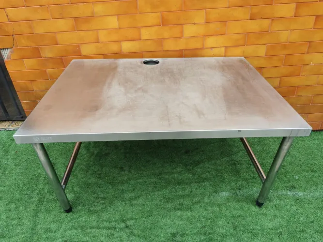 Mesa industrial inox