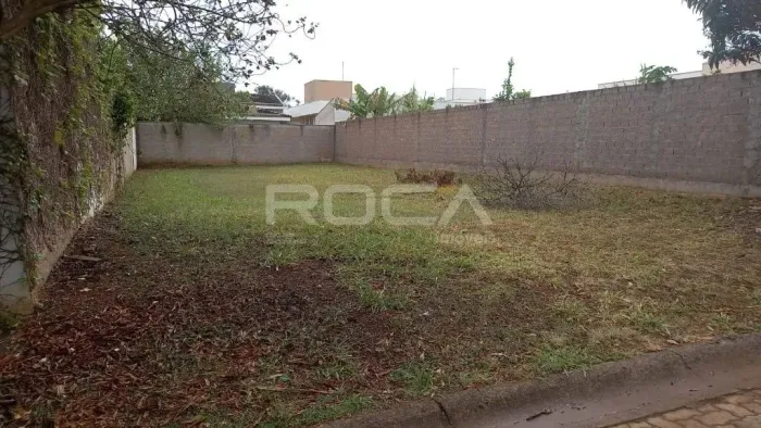 Terreno à venda no Parque Espraiado, São Carlos - Excelente oportunidade!