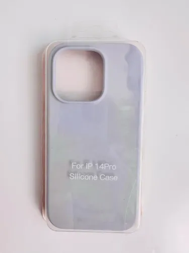 Capinha lilás iPhone 14 Pro