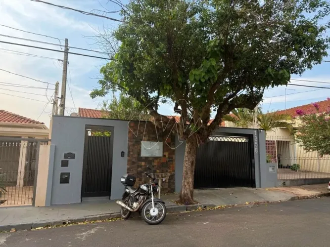 Locação de Comercial / Sala na cidade de Araraquara
