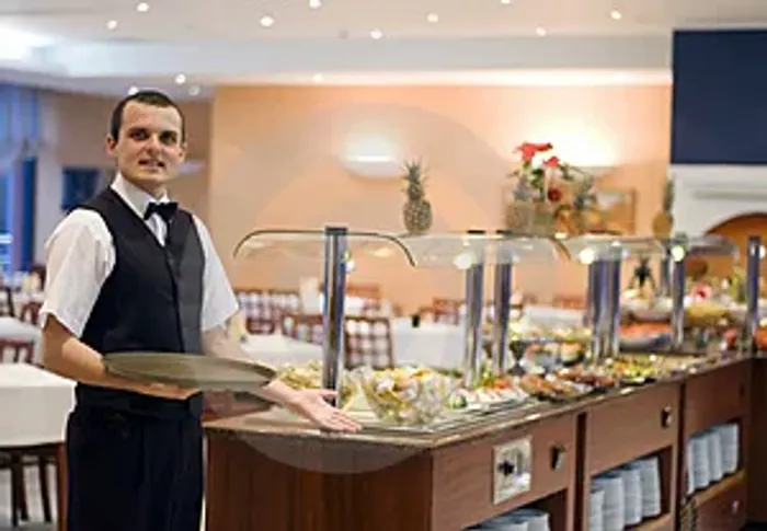 GARÇOM PARA EVENTOS Chama a Nossa empresa !71 9_8_3_9_9_7_9_0-4