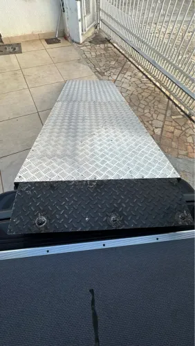 Rampa de alumínio e Aço para cargas 