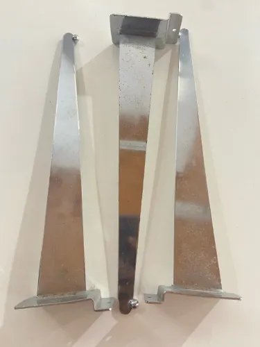 Suportes de Prateleira Cromados 30 cm - Ideal para Lojas