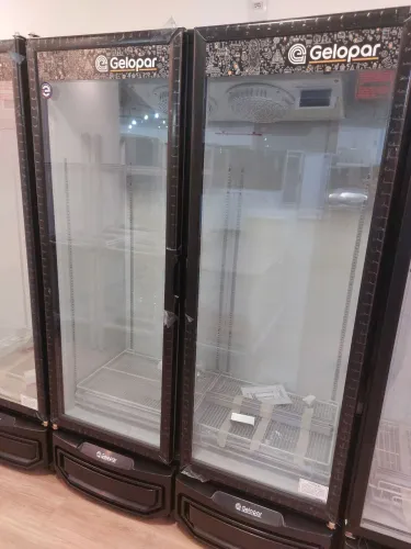 Cervejeira expositora 2 portas 950 litros nova pronta entrega 