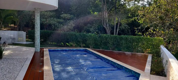 Casa de condomínio para aluguel possui 175 metros quadrados com 3 quartos