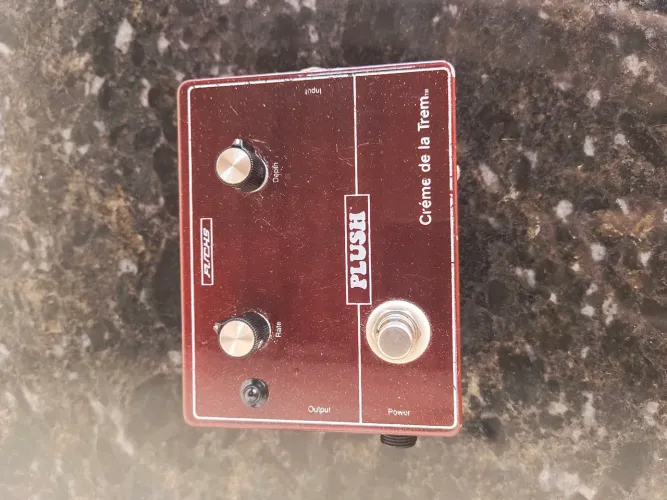 Fuchs Plush Creme de la Trem Tremolo Harmônico Tipo Fender Brownface Analógico