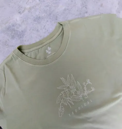 Camiseta Tropical Marfinno