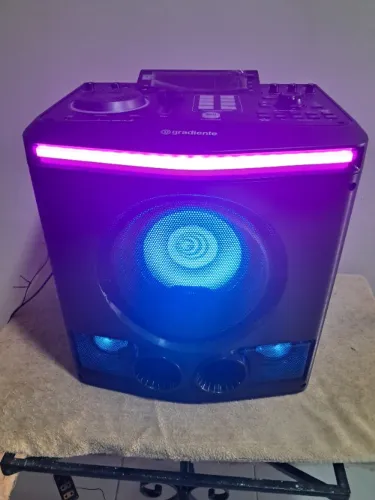 caixa de som gradiente power box 300 300w de rms nova