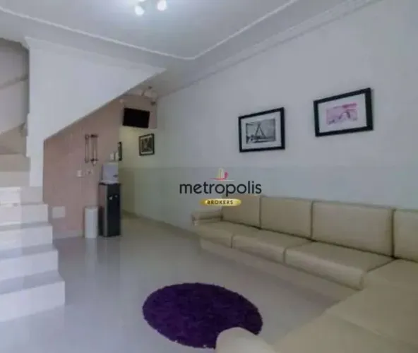 Sobrado para alugar, 132 m² por R$ 4.042,01/mês - Vila Bastos - Santo André/SP