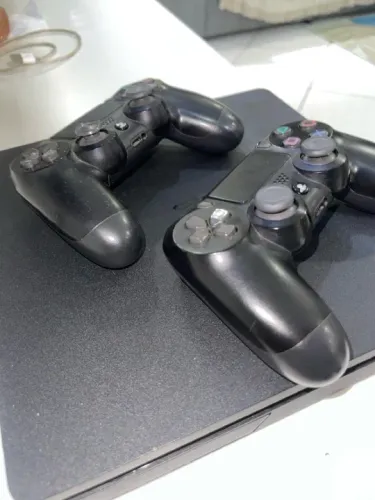 Playstation 4 Slim