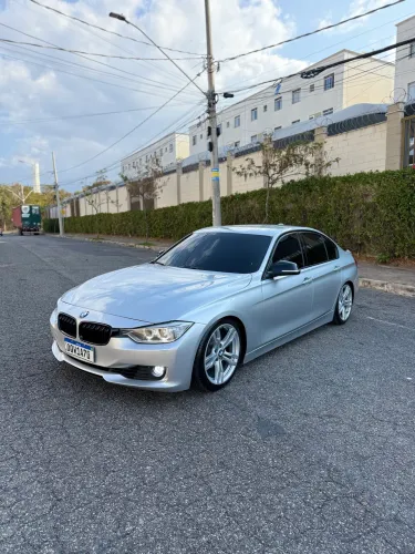 BMW 320I A 2.0 Turbo/activeflex 16V 184cv 4P 2014