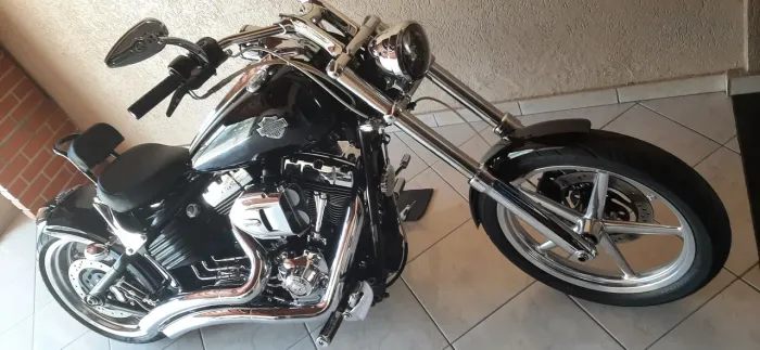 Harley-davidson rocker C