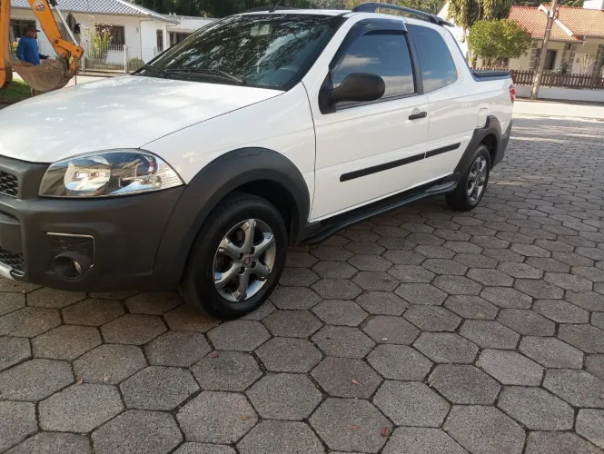 Fiat Strada Working 1.4 MPI Fire Flex 8V CD 2016