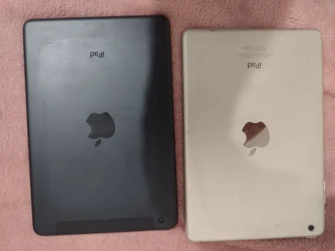 iPad tablet Apple  travado vendo 2por 230$