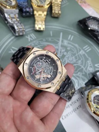 Relógio Estilo Kimbrel Oak Skeleton em Aço Inoxidável