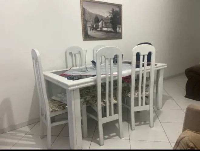 Mesa branca Madeira 6 lugares
