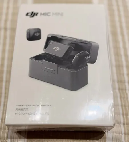 Microfone sem fio DJI Mic Mini (2 Tx + 1 Rx + estojo de carregamento), lacrado .