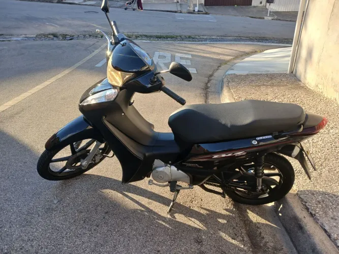 Vendo Honda Biz 125I Flex 2016