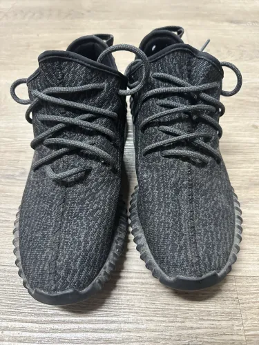 Tênis adidas yezzy 44! Excelente estado original