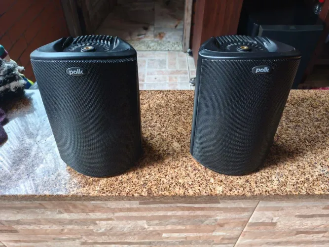 caixa acustica externa polkaudio atriun 4 black