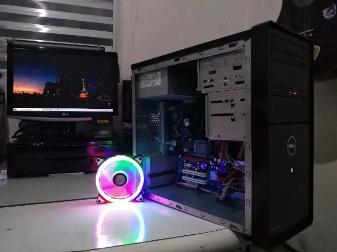 CPU Dell, 4GB DDR2, Kingston 120GB, Windows 10. Dual Core 3.0GHz