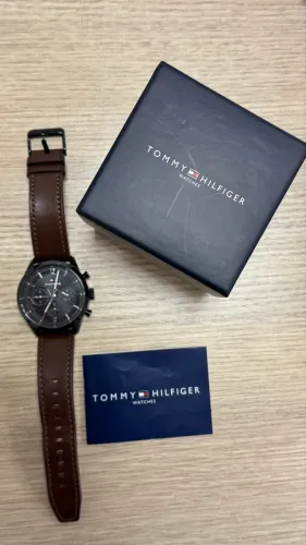 Relógio Tommy Hilfiger Social