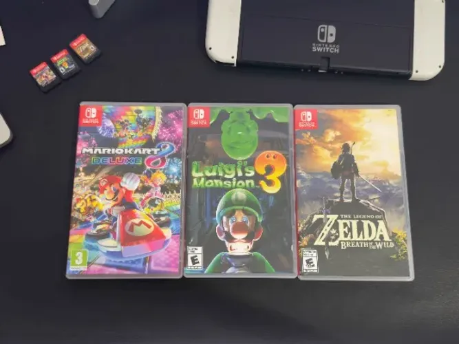 Nintendo Switch OLED Branco 64GB - Kit Completo com 3 Jogos + Acessórios