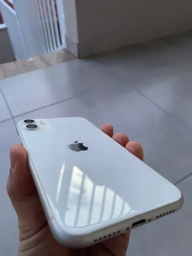 iPhone 11, 128GB
