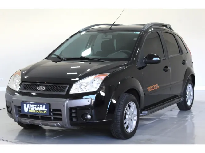 Ford Fiesta Trail 1.6 8V Flex 5P 2010