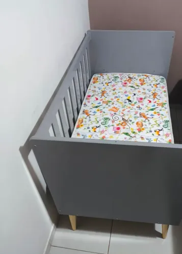 Berço Retrô semi-novo