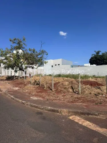 Terreno Comercial 499m² em Uberlândia (Jardim Colina) | Venda R$ 790.000