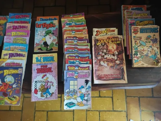 50 Gibis- Revista em quadrinhos Disney e outros