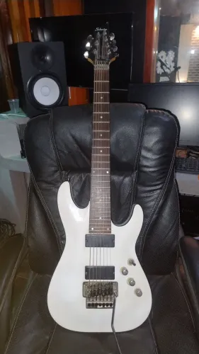 Guitarra Schecter 7 Cordas