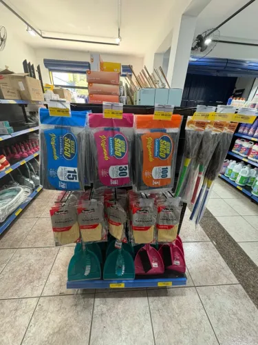 Gôndolas para loja 