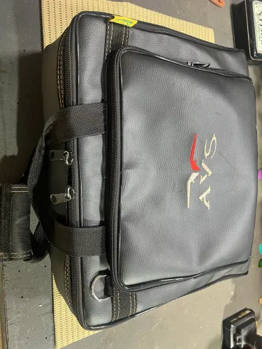 Pedal Board CFD e Bag AVS para guitarra
