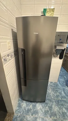Geladeira Consul Frost Free 397 litros com freezer inverse 127v novíssima