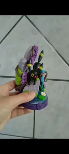 Figura do Pokémon Umbreon