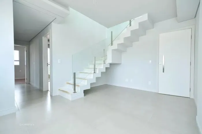 Cobertura Duplex com 03 quartos à venda, 142m²