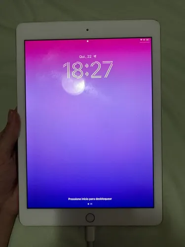 Vendo Ipad 6th generation usado em bom estado geral