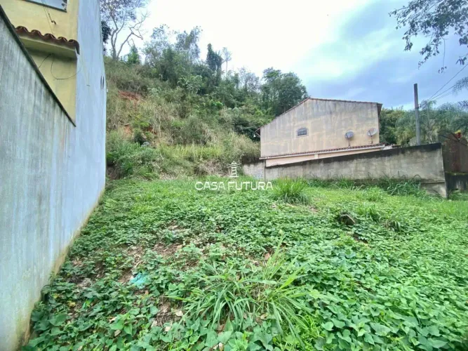 Terreno 540 m² à venda com 12 de Frente no Centro de Barra Mansa, RJ