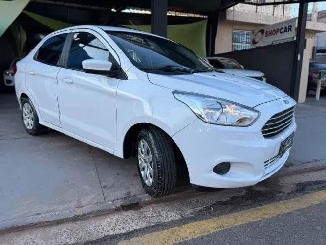 Ford KA+ Sedan 1.5 16V Flex 4P 2015