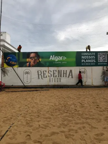 Fachada e Outdoors em lona