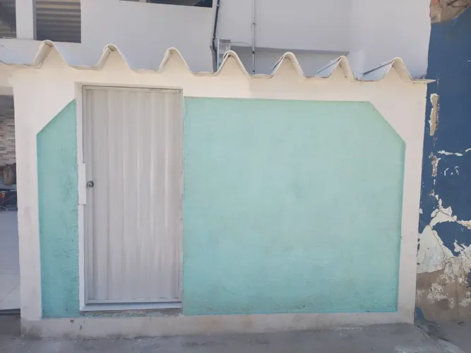 Alugo está casa
