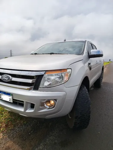 Ford Ranger XLT 2.5 16V 4X2 CD Flex 2013