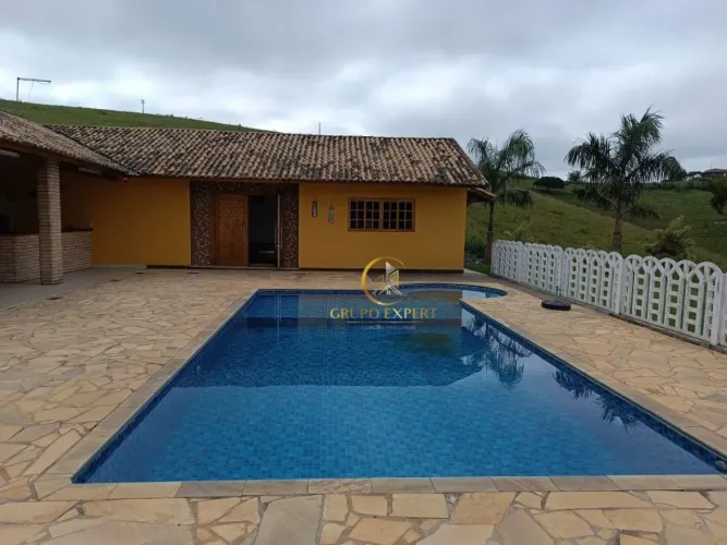 Chácara 4.000 m² à venda próximo a represa em Igaratá- SP!