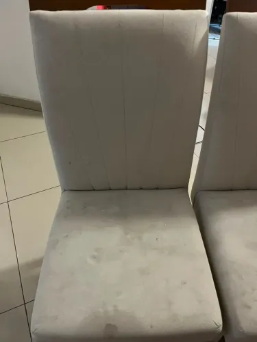 Mesa de jantar + 4 cadeiras