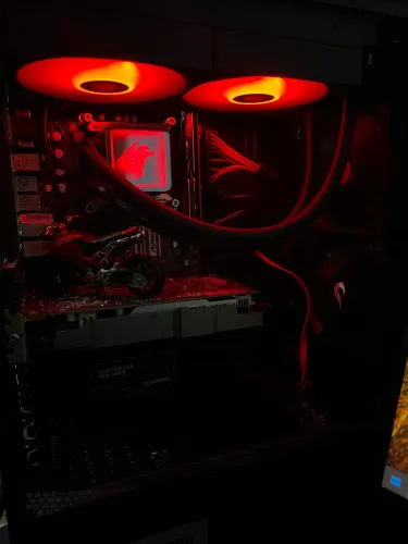 PC GAMER + MONITOR 240hz
