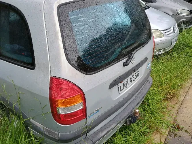 Chevrolet Zafira 2.0/ CD 2.0 8V MPFI 5P Mec. 2001